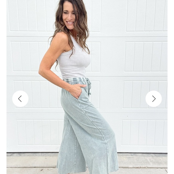 Easel Soft Blue Wide-Leg Knit Pants - Picture 2 of 9